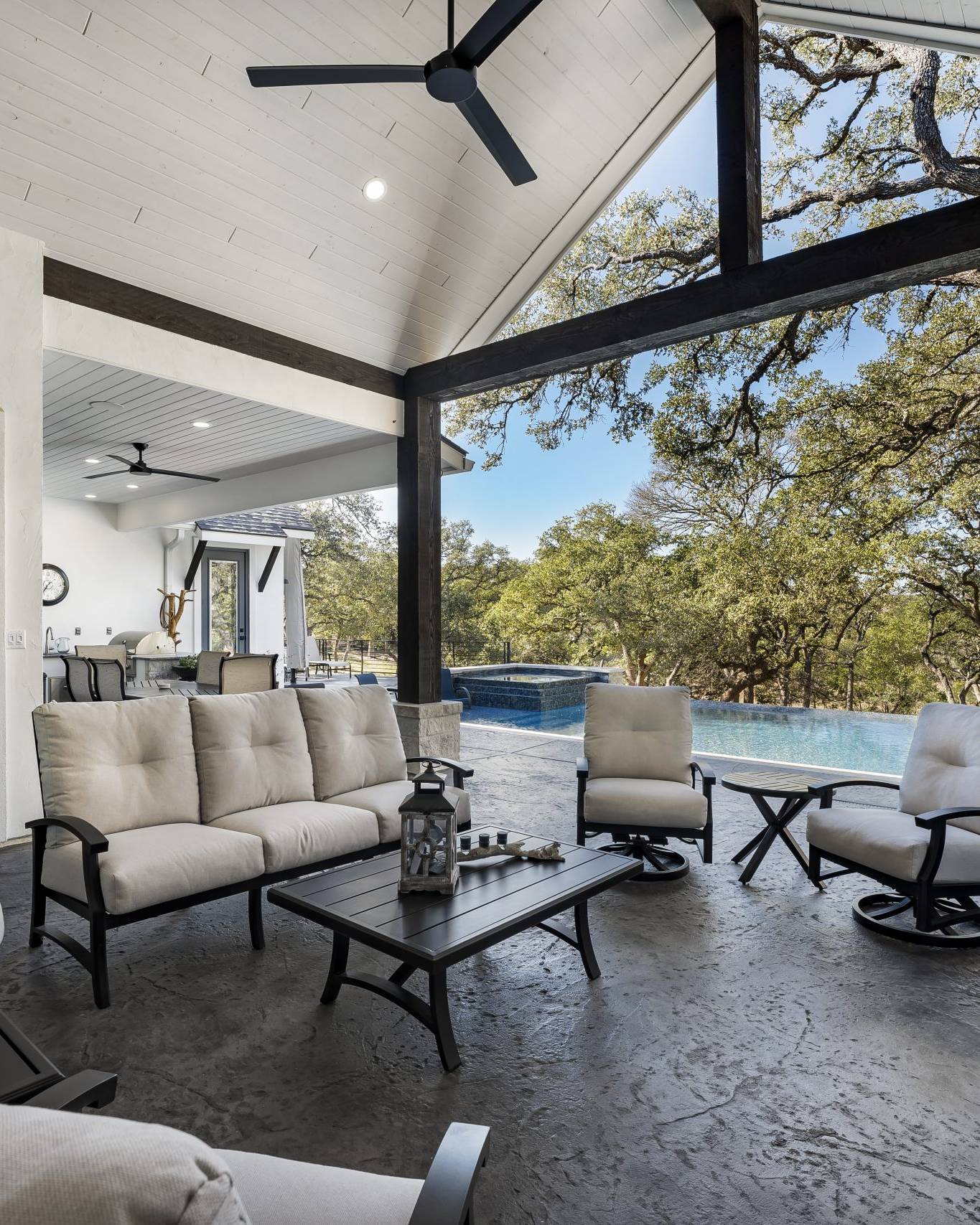 custom home exteriors